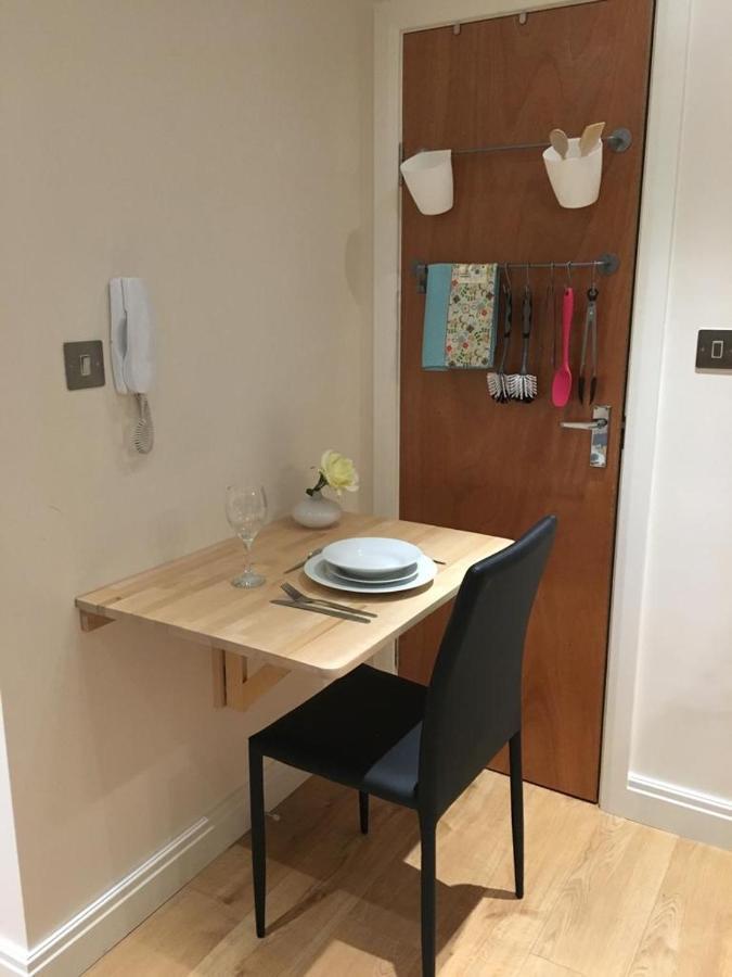 Studio Flat In The Heart Of Golders Green London Exterior photo
